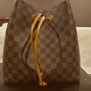 Louis Vuitton NeoNoe Bucket Bag